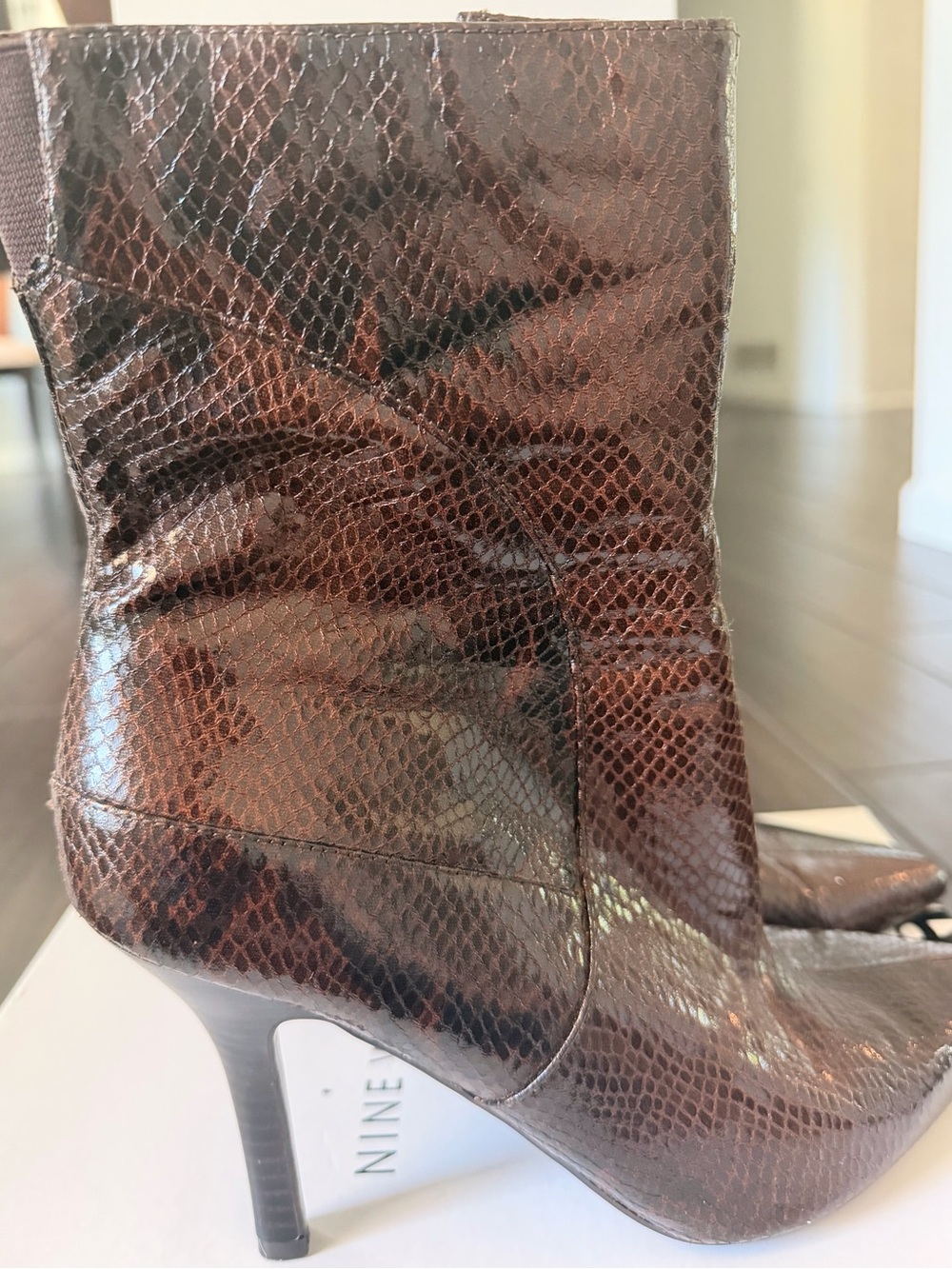 Nine West Brown Faux Snakeskin‎ Pointed-Toe Mid-Heel Booties  Women’s 8